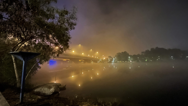 Adana'da sis trafiği olumsuz etkiledi