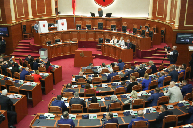 Arnavutluk Meclisi | Fotoğraf: AA