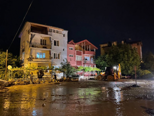 Burdur'da su baskını: 1 ölü, 1 yaralı