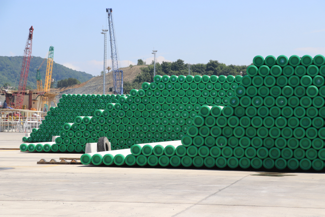Karadeniz gazını karaya taşıyacak borular mavi sularla buluşacak
