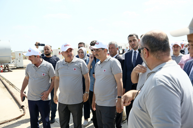 Bakan Dönmez: Adana'da yıl sonuna kadar 8 kuyu daha açacağız