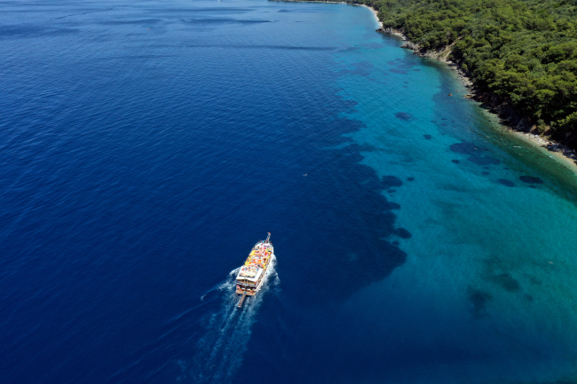 "Mavi ile yeşilin buluştuğu" yarımada, bayram tatilinde 168 bin kişiyi ağırladı
