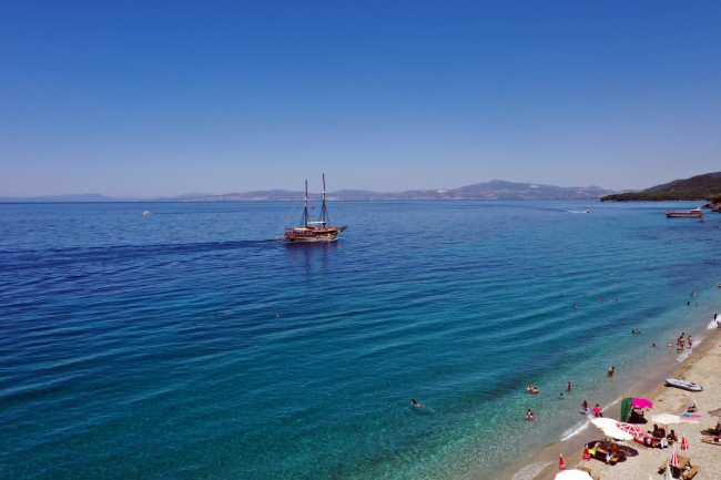 "Mavi ile yeşilin buluştuğu" yarımada, bayram tatilinde 168 bin kişiyi ağırladı