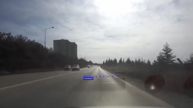 Askeri araçlar engelleri önceden görecek