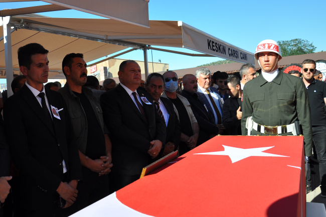 Şehit Mert Otal son yolculuğuna uğurlandı