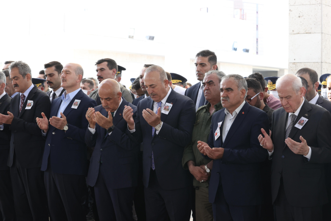 Şehit Mevlüt Yoğurtcu son yolculuğuna uğurlandı