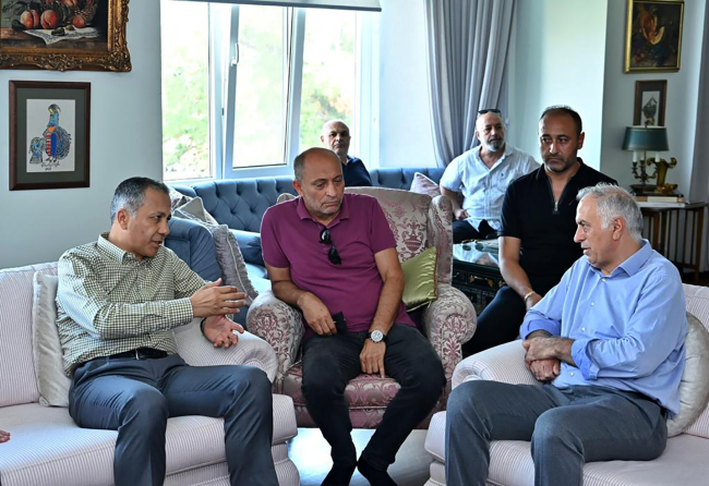 TBMM Başkanı Şentop'tan saldırıya uğrayan Kartal Cemevi Başkanı Sarıtaş'a "geçmiş olsun" telefonu