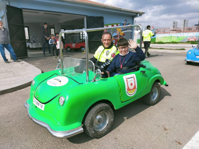 2 yılda yaklaşık 255 bin çocuk trafik eğitimi aldı