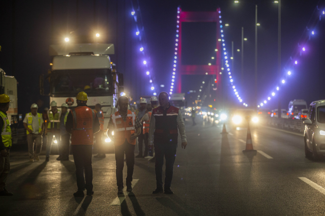 Bakan Karaismailoğlu FSM Köprüsü'ndeki bakım çalışmalarını inceledi