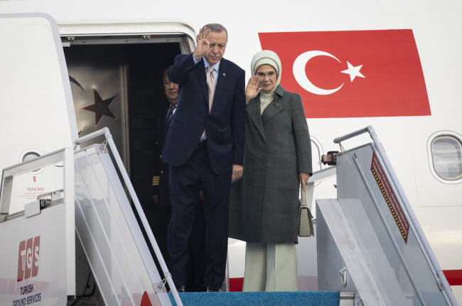 Cumhurbaşkanı Erdoğan Kazakistan'a gitti