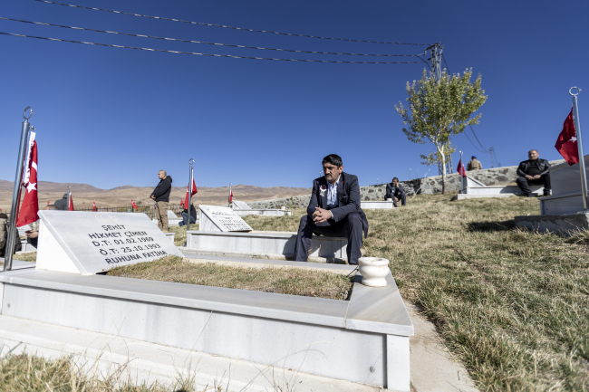 Eli kanlı PKK'nın katlettiği 33 Yavi şehidi anıldı