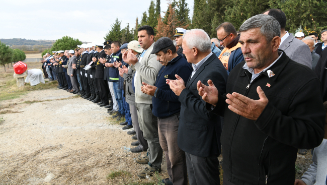 Kıbrıs gazisi Sadettin Türker'in cenazesi toprağa verildi
