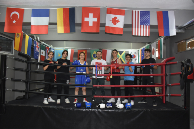 Atıl alandan dönüştürülen ringden şampiyonlar yetişiyor