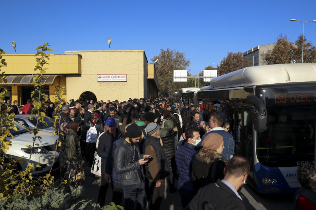 Başkentte metro hattında arıza: Yolcular otobüslere yönlendirildi