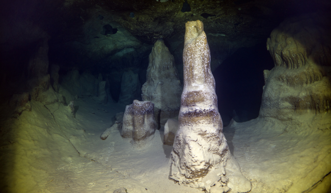 5 yıl önce keşfedilen su altı mağarası görüntülendi