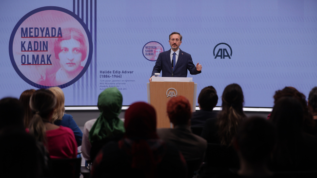 Fahrettin Altun: Kadınların temsili, toplumun adil temsilidir