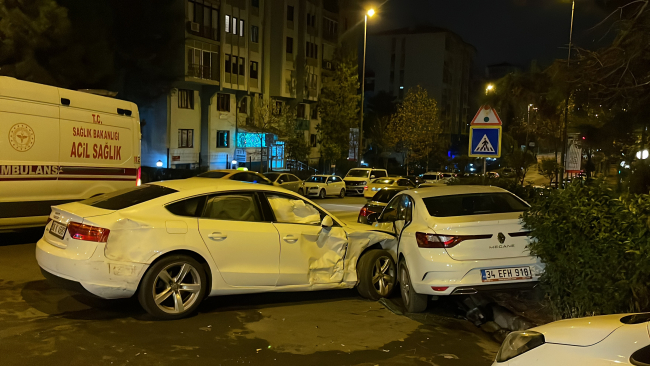 Ataşehir'deki trafik kazasında 3 kişi yaralandı