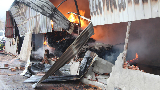 Amasya'da fabrika yangını