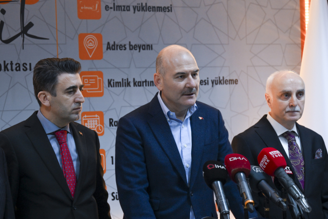 Bankalarda eski kimlikle işlem yapılamayacak