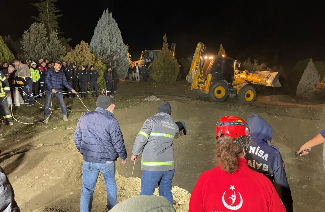 تم العثور على جثتي الأب والابن الذين سقطوا في بئر في مانيسا