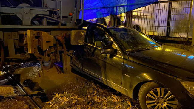 Zonguldak'ta hemzemin geçitte kaza: 2 yaralı