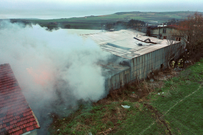 Çatalca'da çiftlik yangını