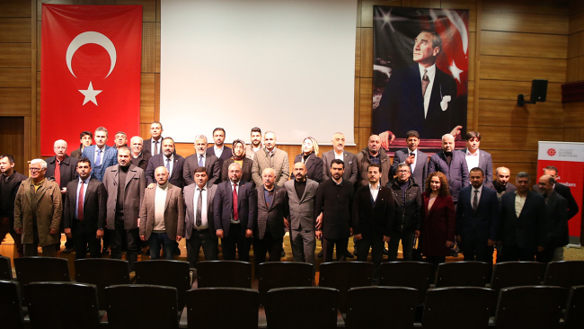 Gaziantep'te "Dezenformasyonla Nasıl Mücadele Edilir" paneli