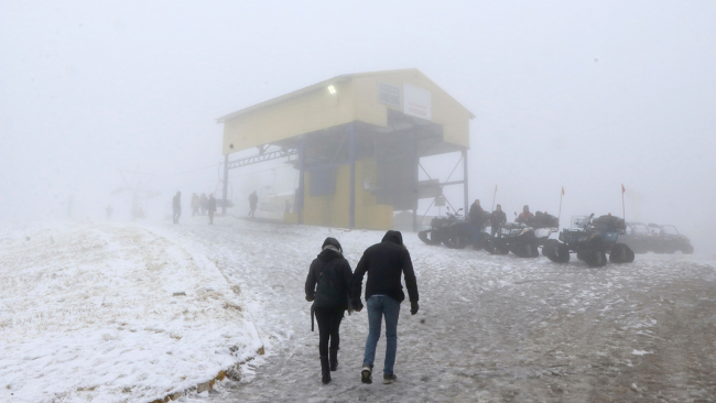 Kocaeli'nin yüksek kesimleri beyaza büründü
