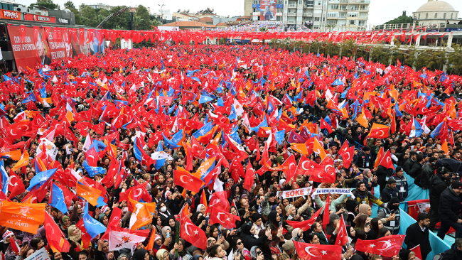 Cumhurbaşkanı Erdoğan: Türkiye'nin ayağına tekrar prangalar vurmayı başaramayacaksınız