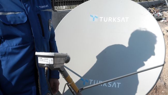 Türksat, deprem bölgesinde internet hizmeti sağlıyor