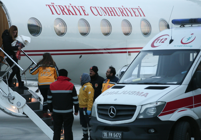 11 bebek daha Cumhurbaşkanlığına ait uçakla Ankara'ya getirildi