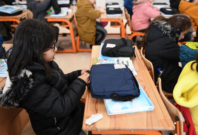 MEB, depremzede öğrenciler için 'eğitim seti' gönderimine başladı