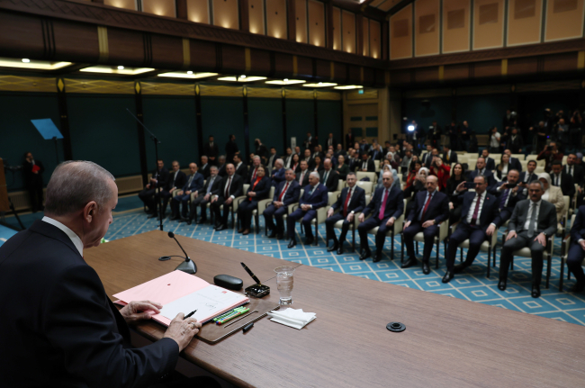 Cumhurbaşkanı Erdoğan seçim kararını imzaladı