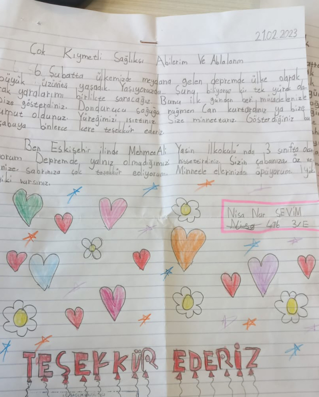 Çocuklardan sağlıkçılara teşekkür mektubu