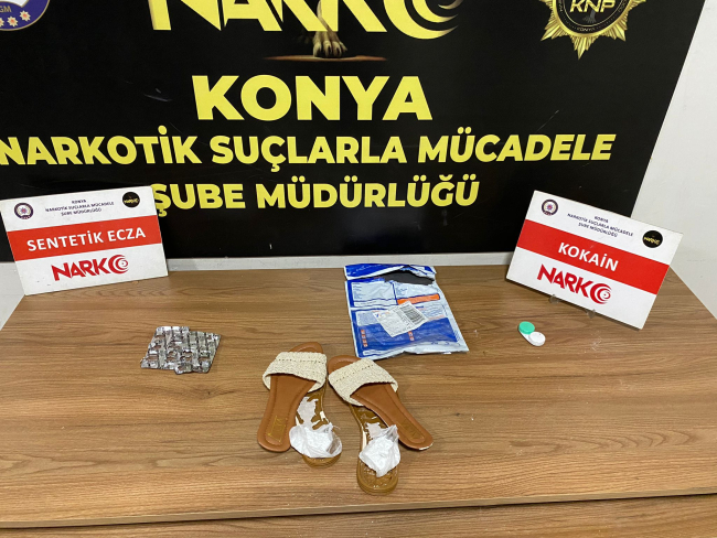 Kargoyla gelen terlikte uyuşturucu bulundu