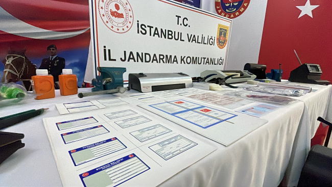 İstanbul'da sahte kimlik operasyonu