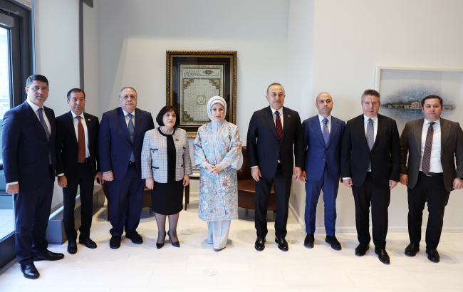 Emine Erdoğan, New York'ta Azerbaycan Meclis Başkanı Gafarova'yla bir araya geldi