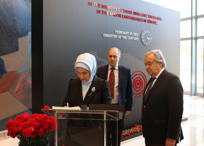 Emine Erdoğan ve Guterres, BM'de depremler için kurulan Anma Köşesini ziyaret etti