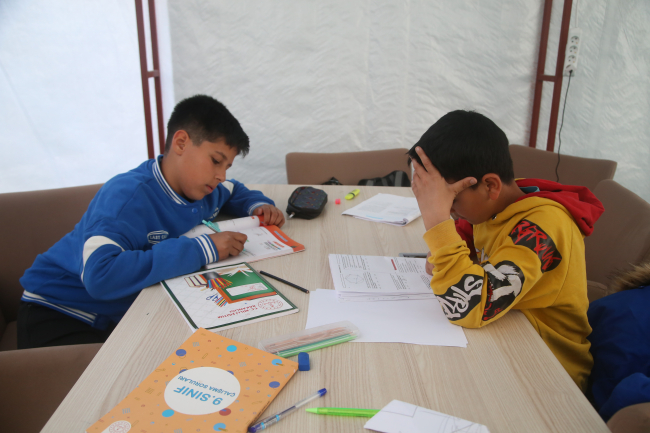 ASELSAN'ın çadır kenti ailelere sıcak yuva öğrencilere okul oldu
