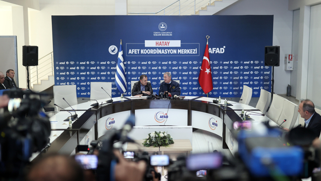 Bakan Akar: Yunanistan ile sorunlarımız da dostluğumuz çok boyutlu