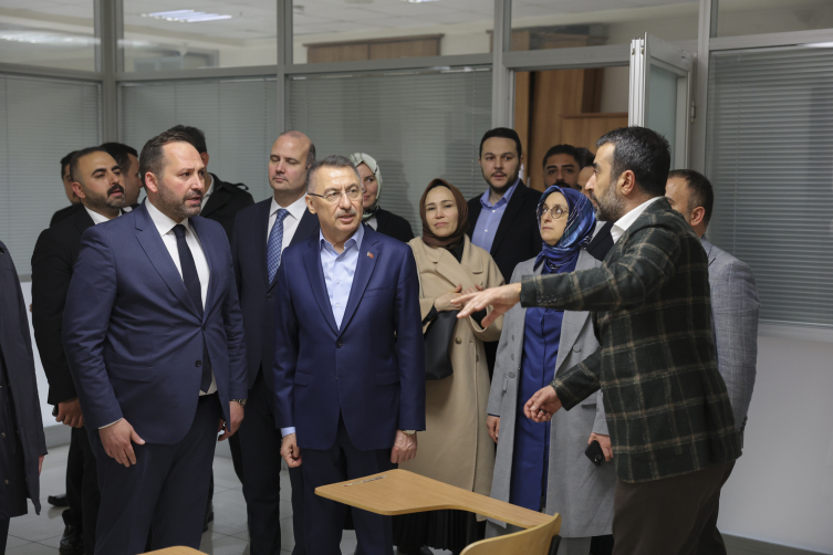 Oktay: Cumhurbaşkanımıza karşı bir birlik olmuşlar, tek hedefleri Erdoğan'ı indirmek