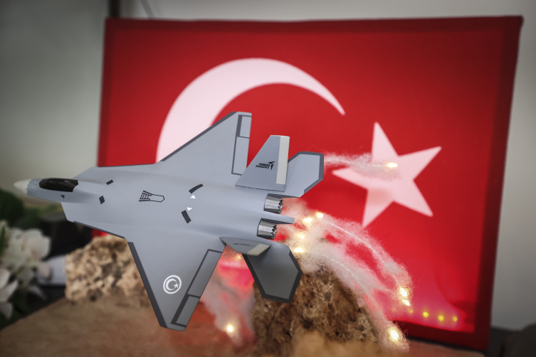 Diorama sanatıyla film sahnelerini canlandırıyorlar