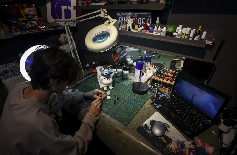 Diorama sanatıyla film sahnelerini canlandırıyorlar