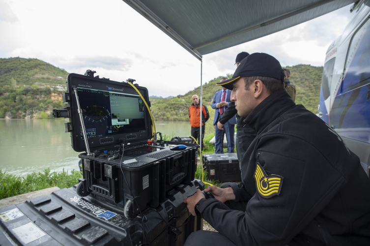 Munzur Çayı'na düşen 3 genci arama çalışmaları devam ediyor