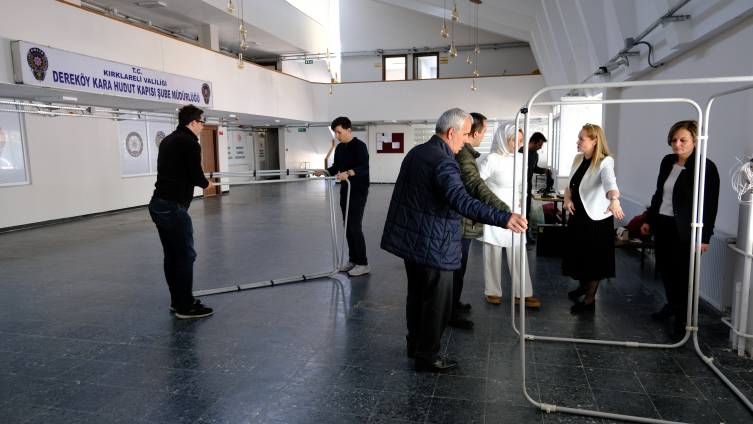 Sınır kapılarında oy verme işlemi için hazırlık yapılıyor