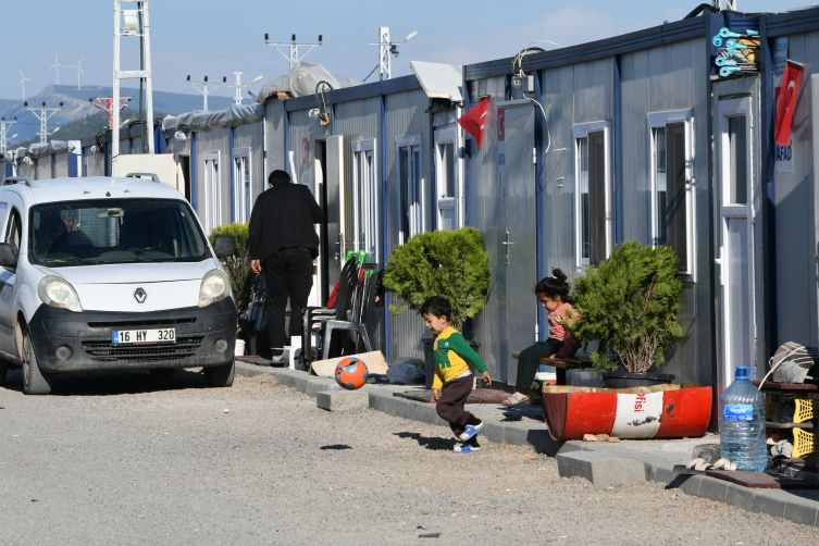 Nurdağı'nda konteynerlerin yüzde 85'i kuruldu