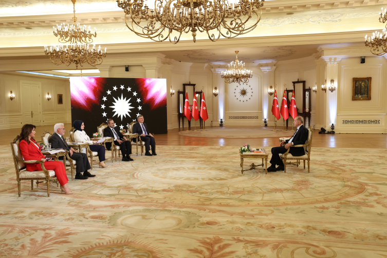 Cumhurbaşkanı Erdoğan: Koalisyon ortakları verdikleri her sözle teröristlere ümit veriyor
