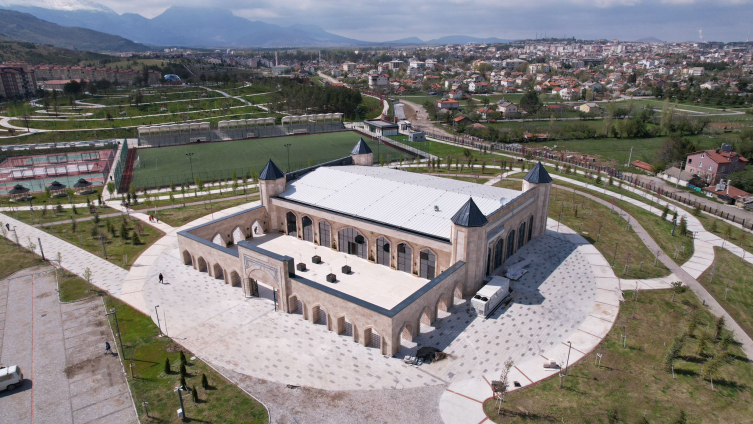 Seydişehir'de Millet Bahçesi açıldı