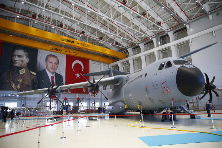 Bakan Akar: A400M'lerin retrofit işlemini yapabilen 4 merkezden biriyiz