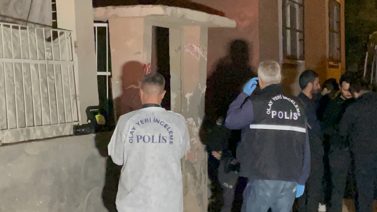 Adana'da aile faciası: 2 ölü, 2 yaralı